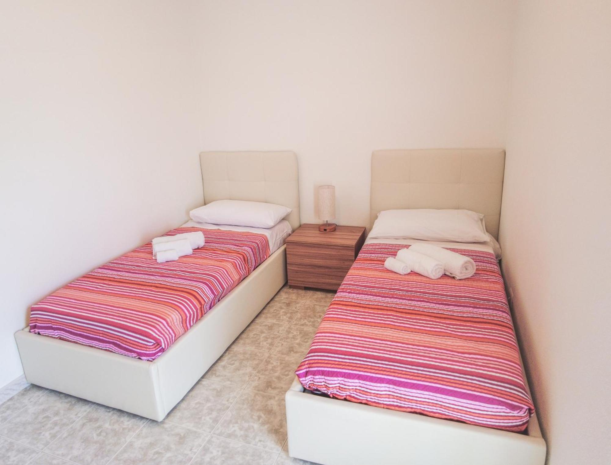 Budget Beds Alghero Exterior photo