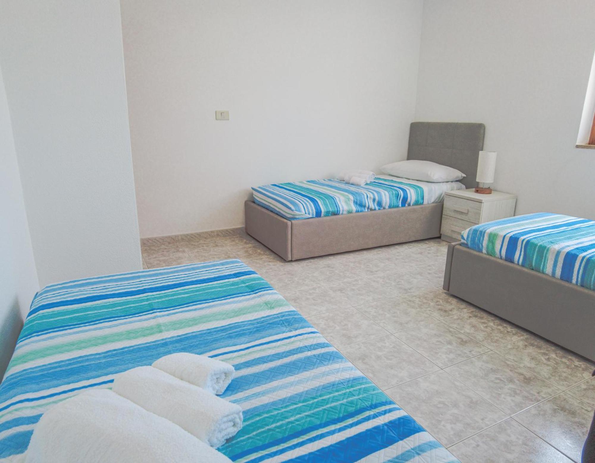 Budget Beds Alghero Exterior photo